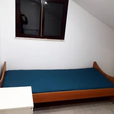 Holiday home Mansarda Michiedo Solarino